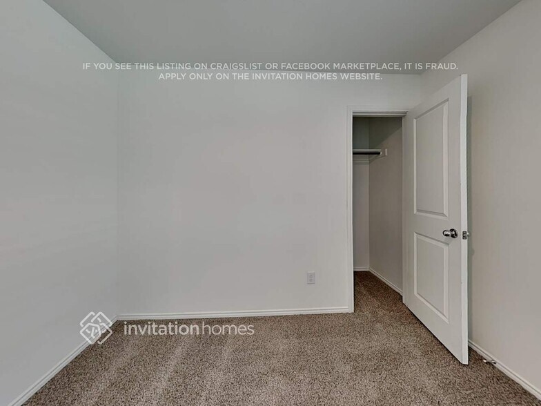 Building Photo - 121 Br Vlg Wy
