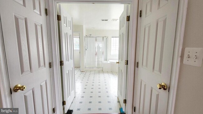 Building Photo - 20969 Kittanning Ln