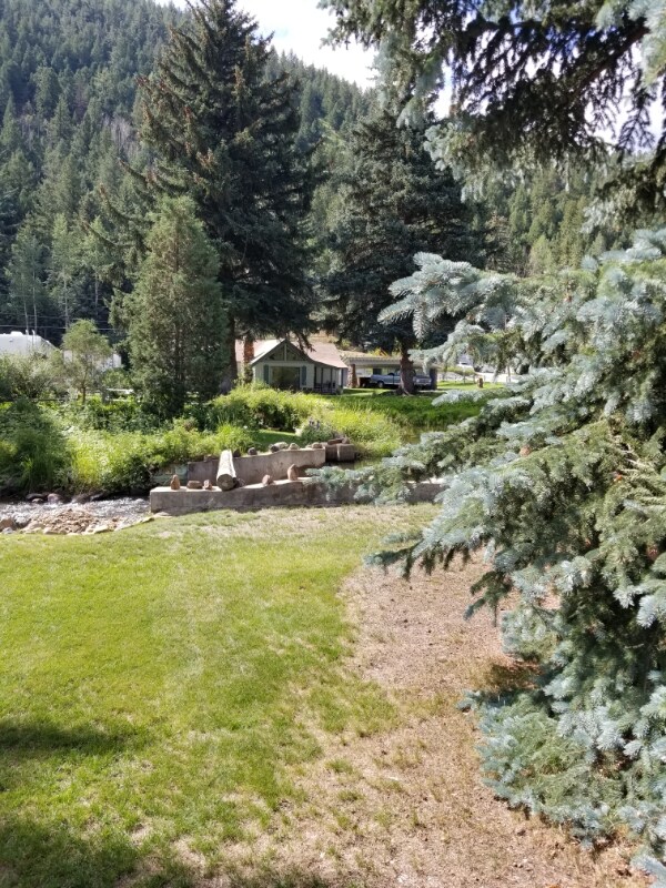 Building Photo - 1481 Chicago Creek Rd