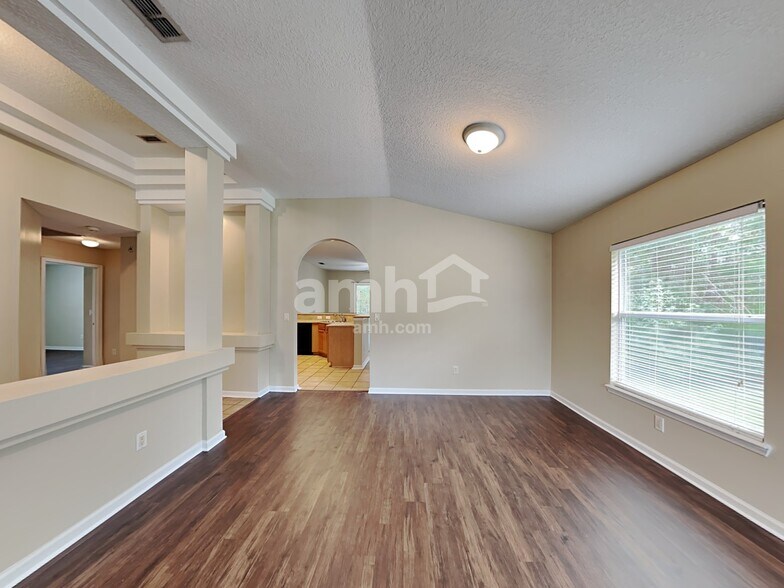 Building Photo - 10909 Acorn Park Ct