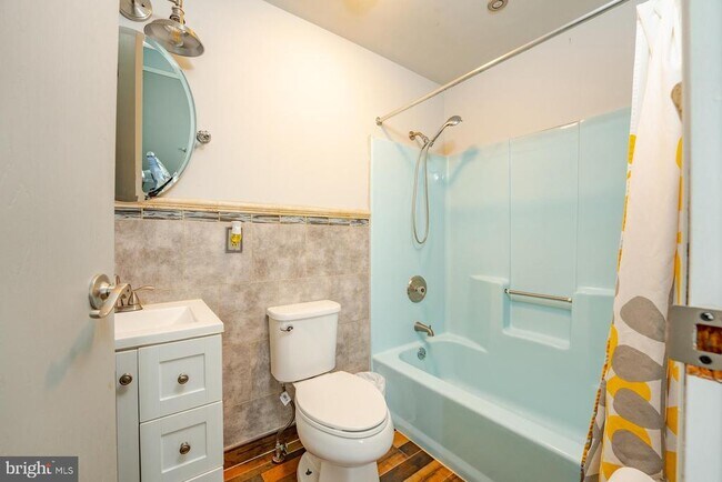 Building Photo - 545 N Connecticut Ave