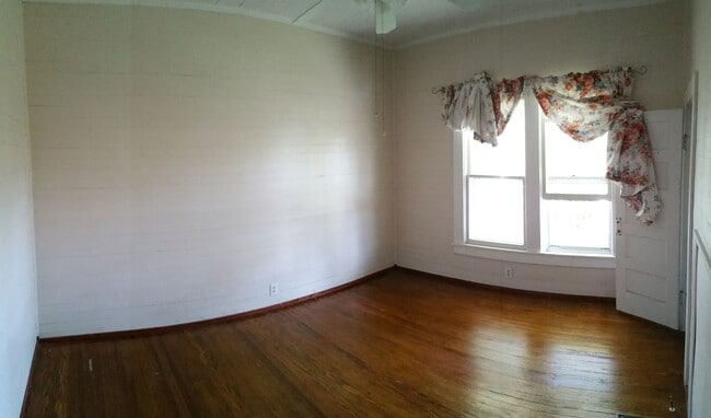 Building Photo - 3/1 Hilltop Cottage