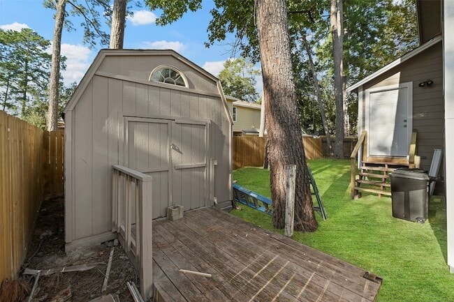 Building Photo - 17507 Wild Oak Dr