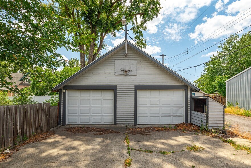 Building Photo - 2431 N Atlantic St