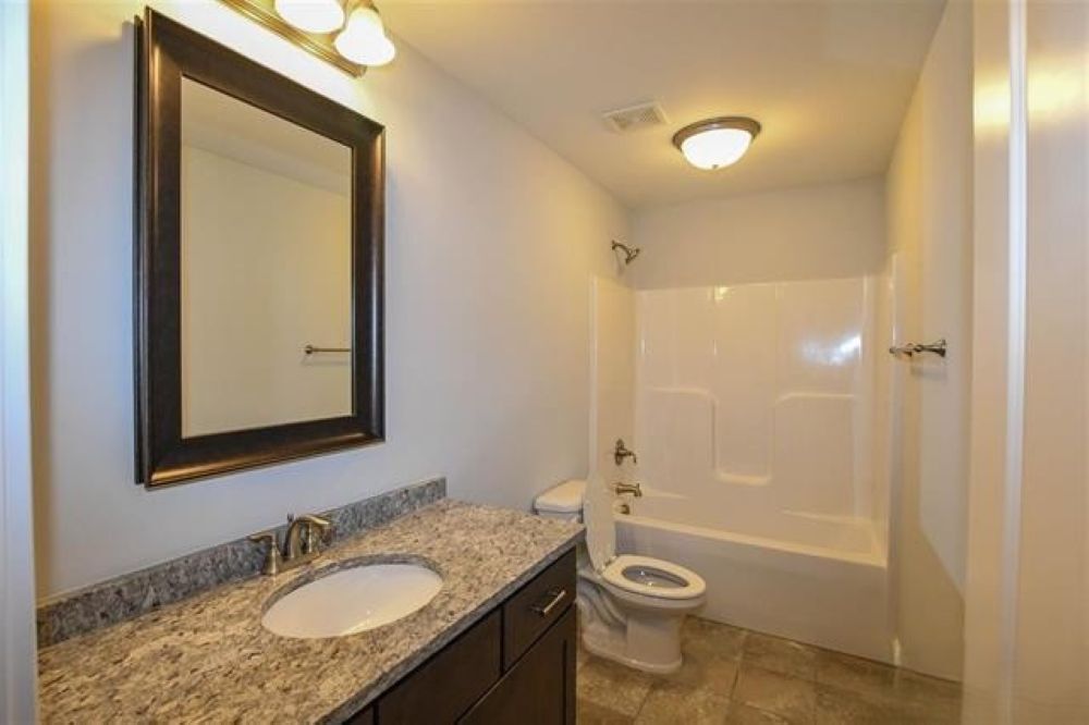 Building Photo - 113 Gary Allen Blvd