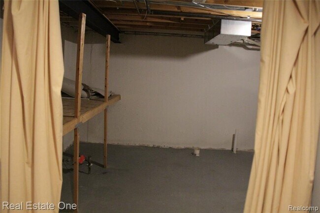 Building Photo - 40690 Bluesprings Ct