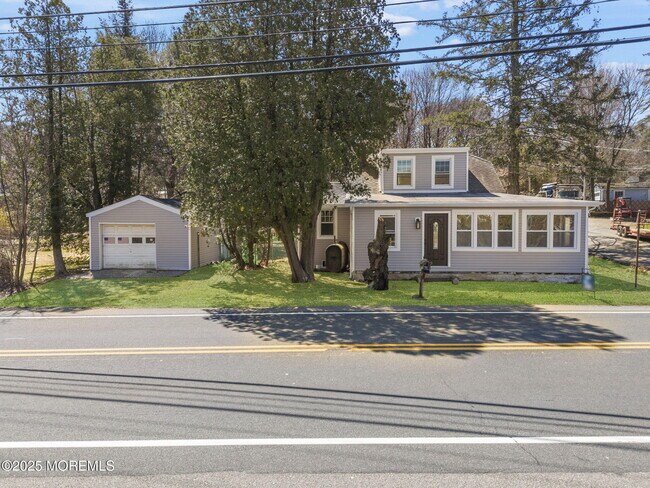 Primary Photo - 728 Glen Rd