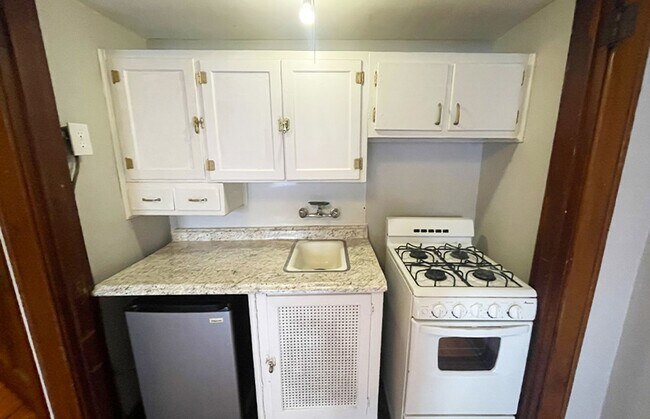 Interior Photo - The Jonathan