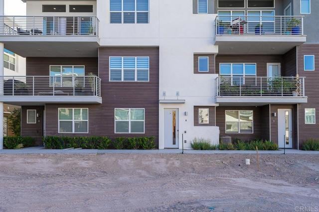 Building Photo - 2055 Bravo Loop