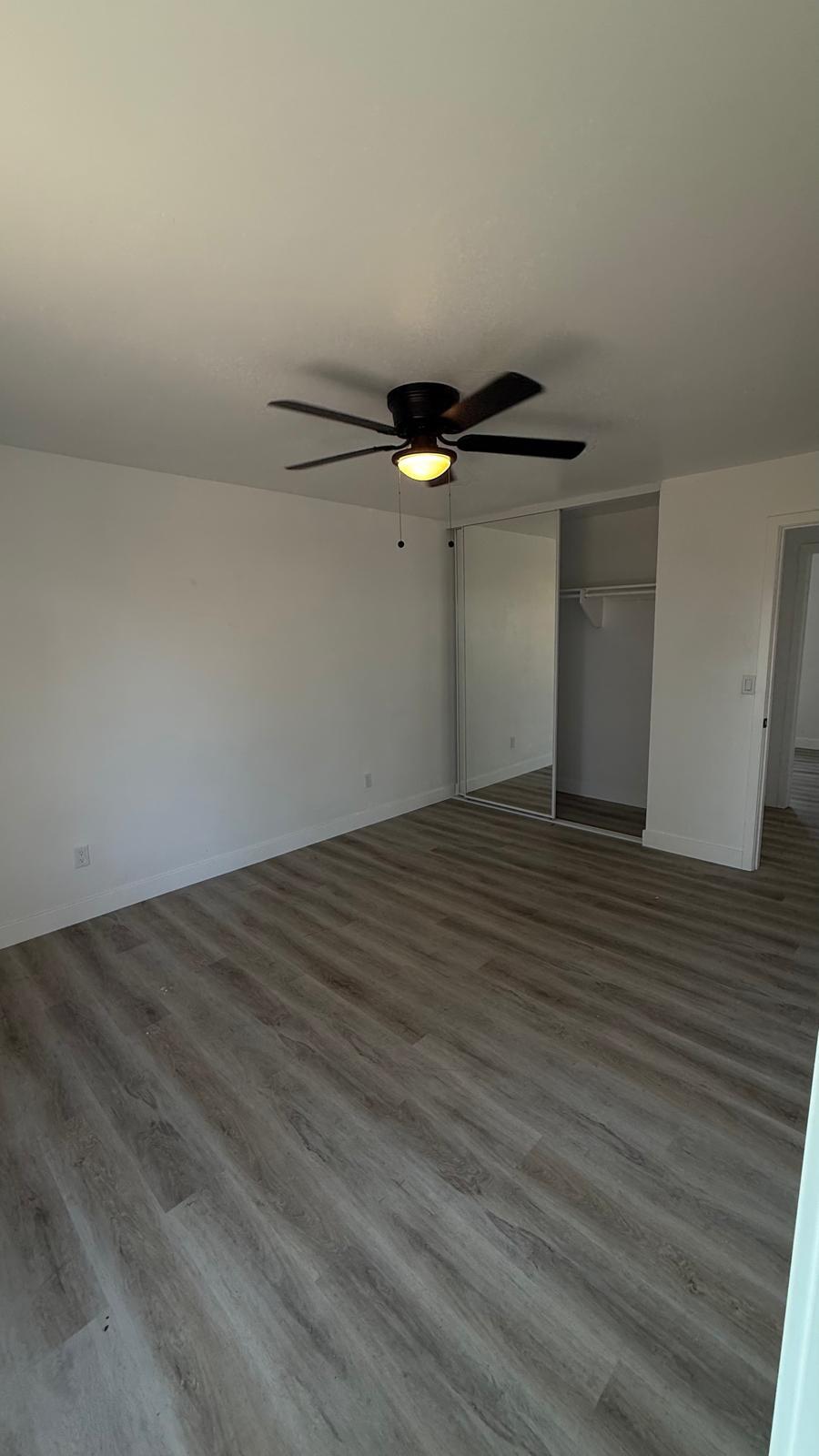 Building Photo - 1320 Vinca Way