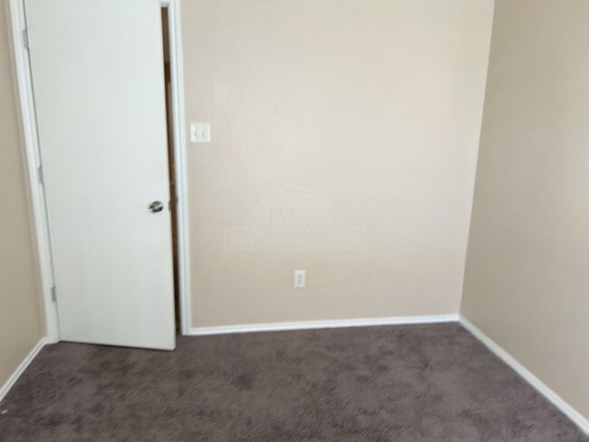 Building Photo - 4402 Breckenridge Dr