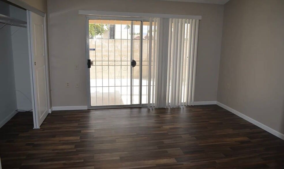 Building Photo - 928 Summerfield St