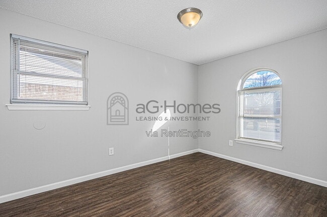 Building Photo - 4721 SE 50th St
