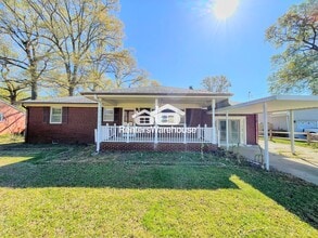 Building Photo - 712 Woodstock Rd