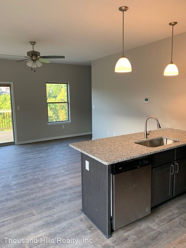 Building Photo - 3 br, 2 bath House - 195 Rockridge Rd