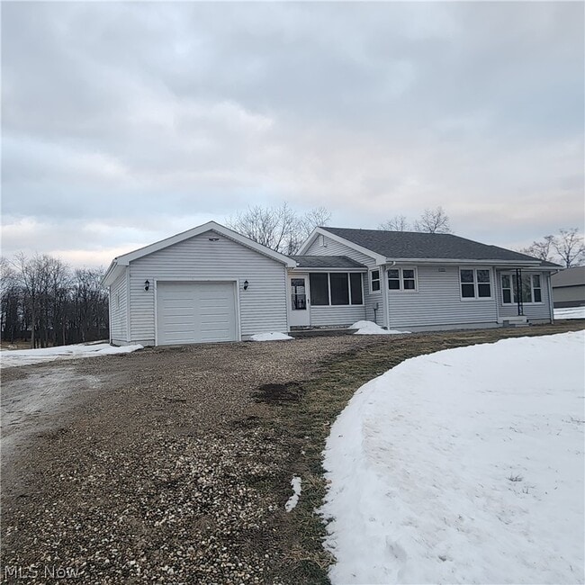 Building Photo - 64764 Larrick Ridge Rd