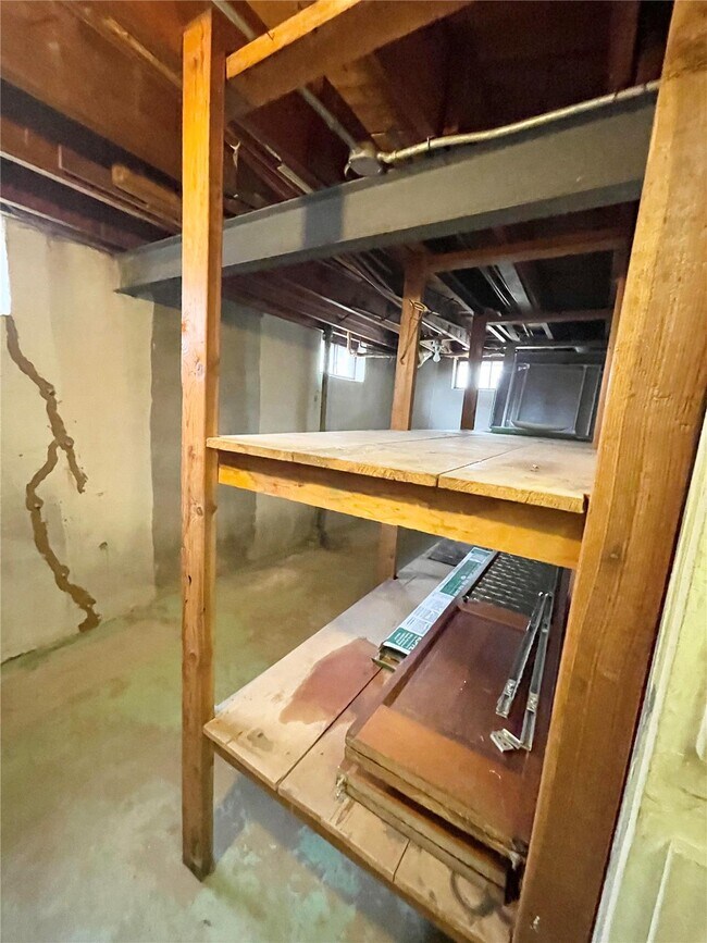 Building Photo - 4120 Shirley Dr