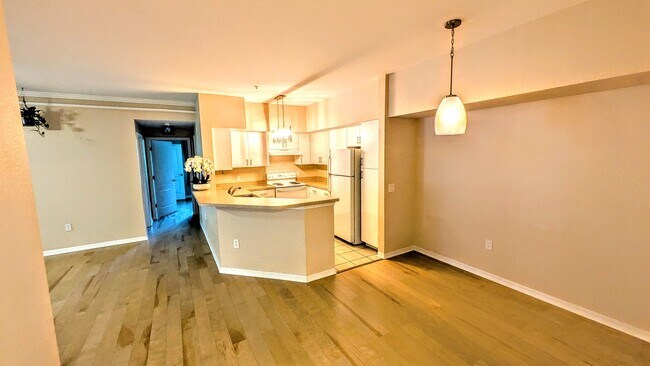 Building Photo - ANNUAL UNFURNISHED GROUND FLOOR CONDO 3 BED 2 BATH