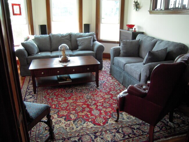 living room - 65 Draper St