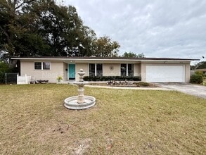 Building Photo - 4023 Grissom Dr