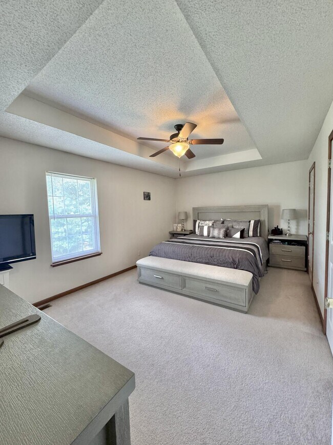 Building Photo - 3601 Berkshire