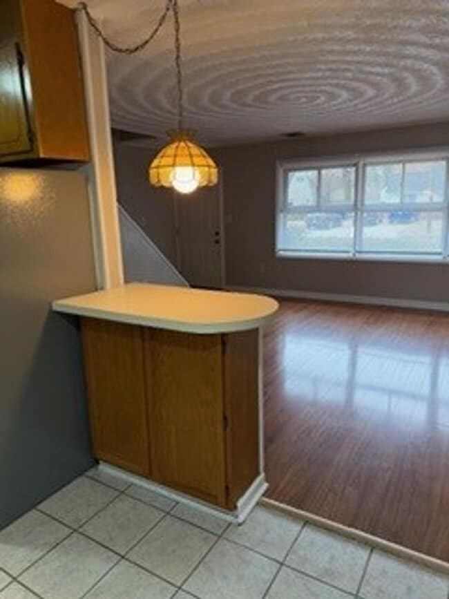 Building Photo - BROMLEY