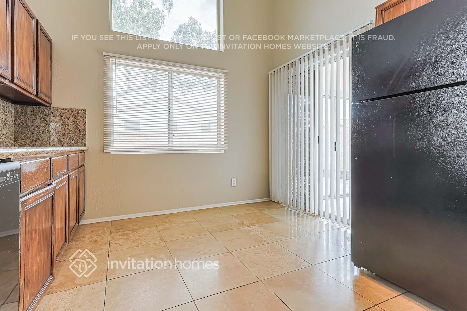 Building Photo - 2344 E Gelding Dr