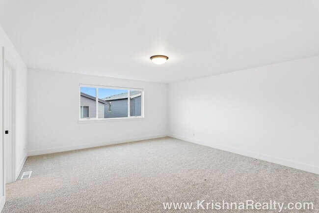 Building Photo - Spacious 5 BR | 3 BA | Modern Corner-Lot Single-Family Home | Farmstead Crossing Neighborhood