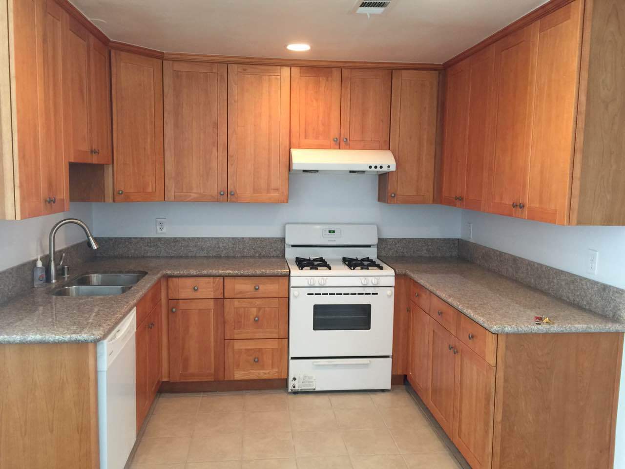 Building Photo - 1781 Bradbury Dr