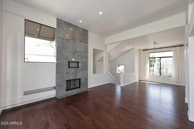 Building Photo - 8989 N Gainey Center Dr
