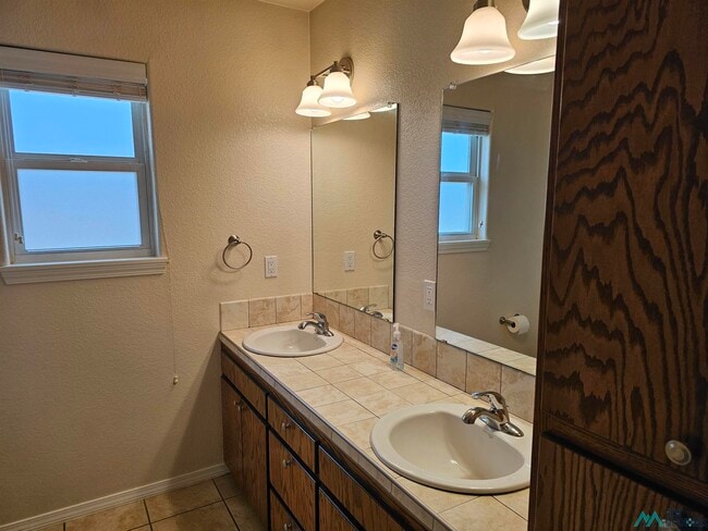 Building Photo - 2541 Fred Daugherty Ave