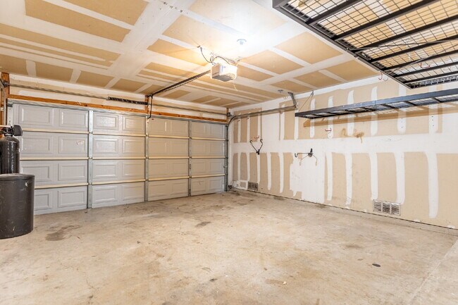 Building Photo - 5319 Stormy Breeze