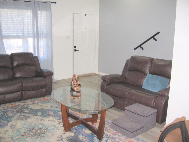 Building Photo - TIDEMILL FARMS