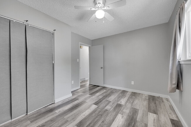 Building Photo - $2,295 - 4 Bed, 2 Bath Home in CO Springs ...
