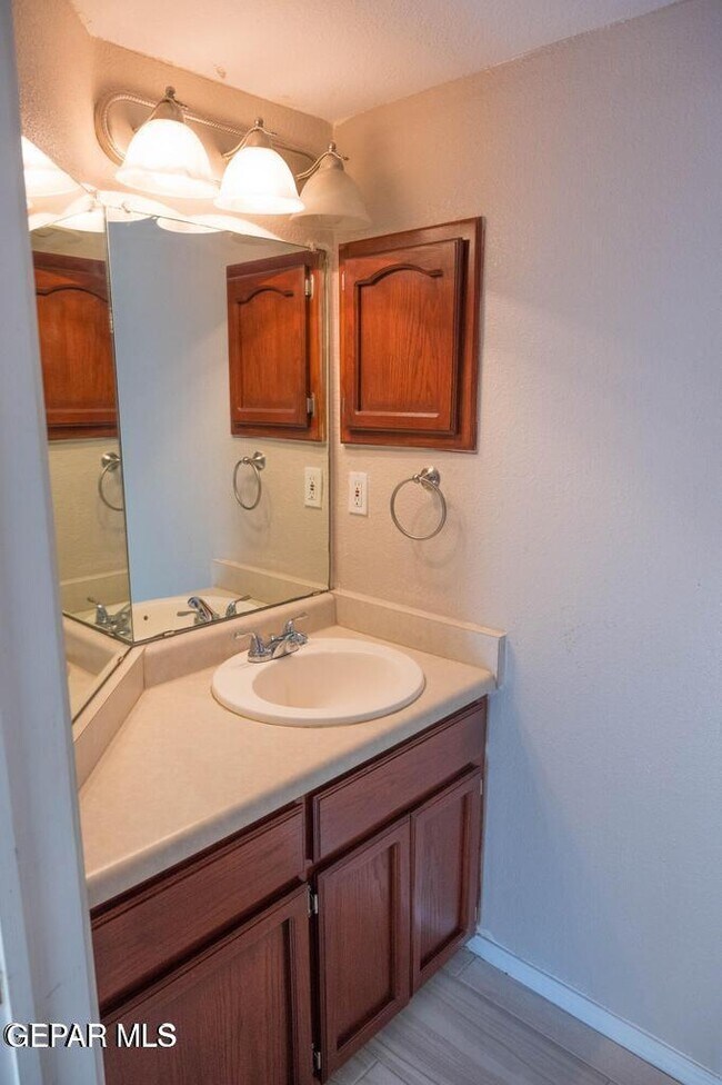 Building Photo - 12508 Tierra Cuervo Dr