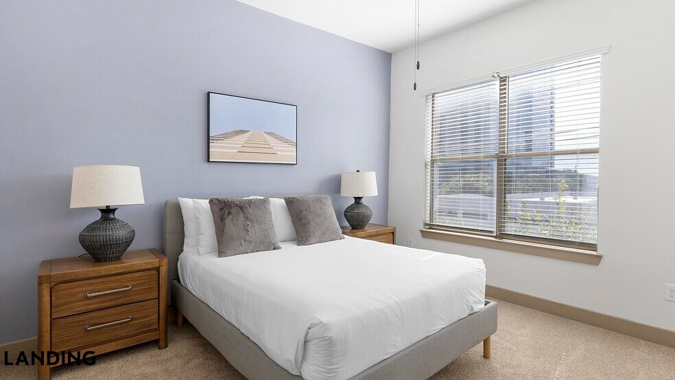 Building Photo - 5005 Galleria Dr