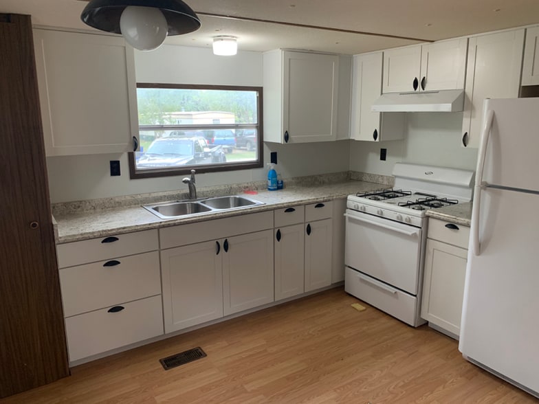 Building Photo - 2026 Cherokee St