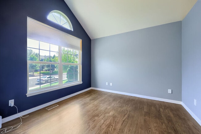 Building Photo - 885 Marlstone Pl