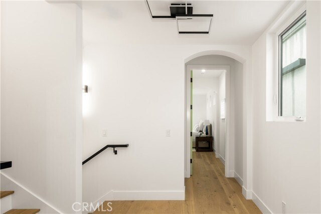 Building Photo - 114 2nd St