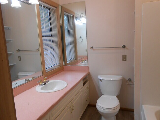Building Photo - 13784 Partridge Foot