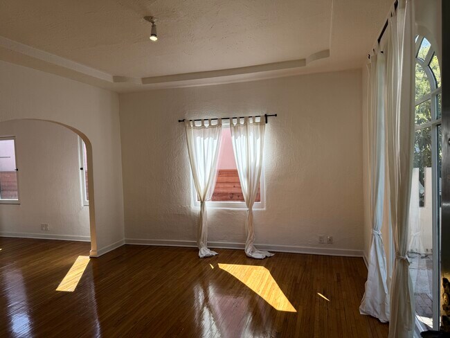 Building Photo - 8714 Rangely Ave