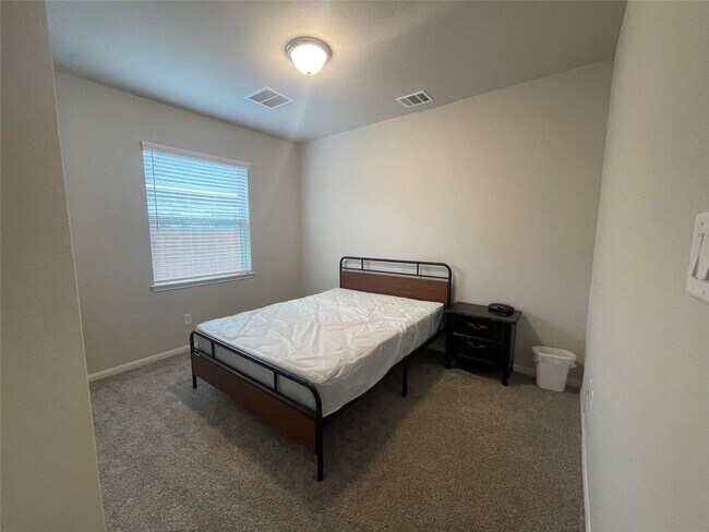 Building Photo - 1326 Orchard Ridge Ln