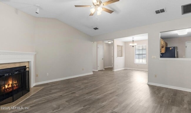 Building Photo - 10855 Rutherford Ct
