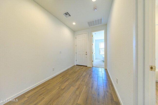 Building Photo - 40005 W Elm Dr
