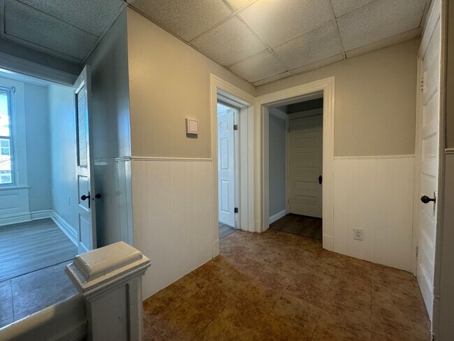 Building Photo - 2846 Wyoming St