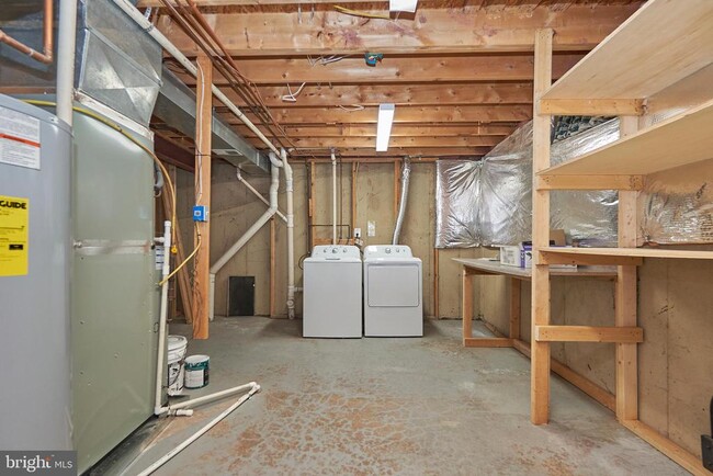 Building Photo - 44242 Frogtown Way