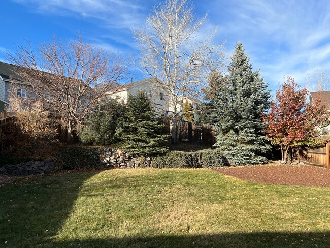 Building Photo - 7122 Arrowroot Ave