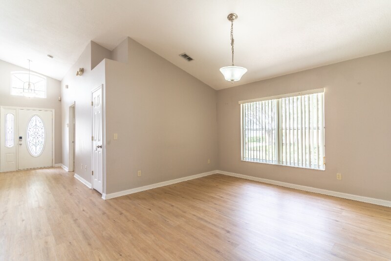 Building Photo - 102 Ivy Brook Ct