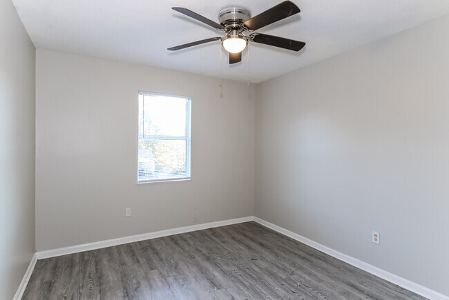 Building Photo - 2509 Shannon Ct