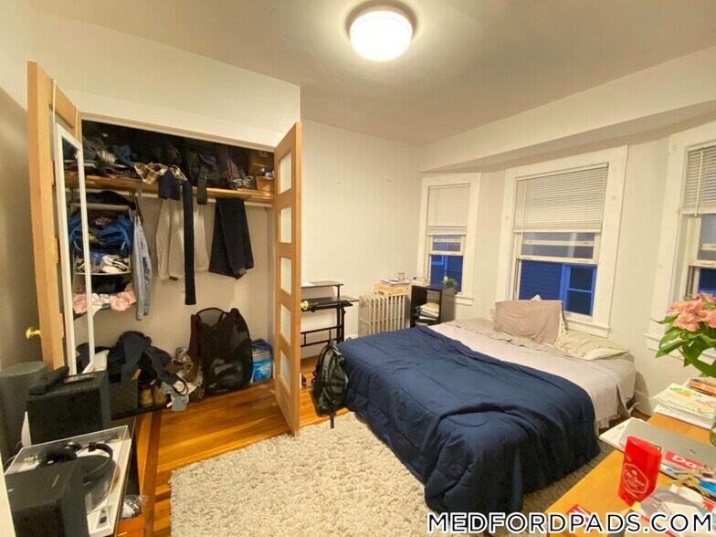 Building Photo - 45 Bowdoin St